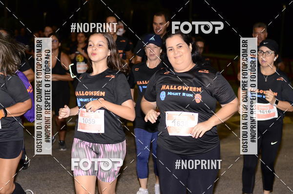 Buy your photos of the eventHalloween Run on Fotop