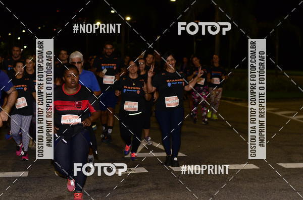 Buy your photos of the eventHalloween Run on Fotop