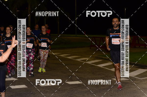 Buy your photos of the eventHalloween Run on Fotop