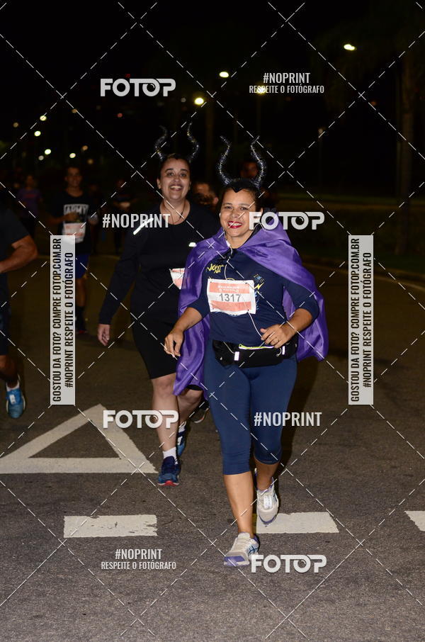 Buy your photos of the eventHalloween Run on Fotop