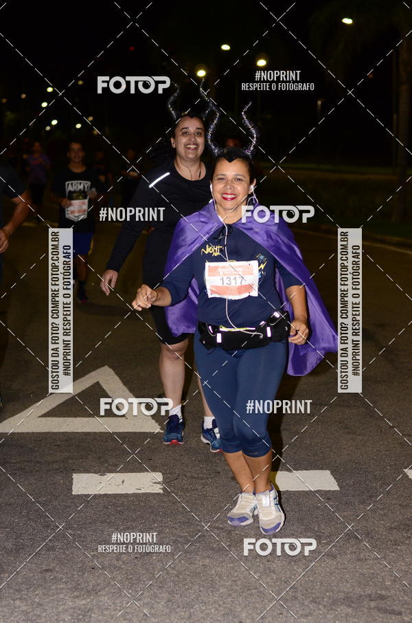 Buy your photos of the eventHalloween Run on Fotop