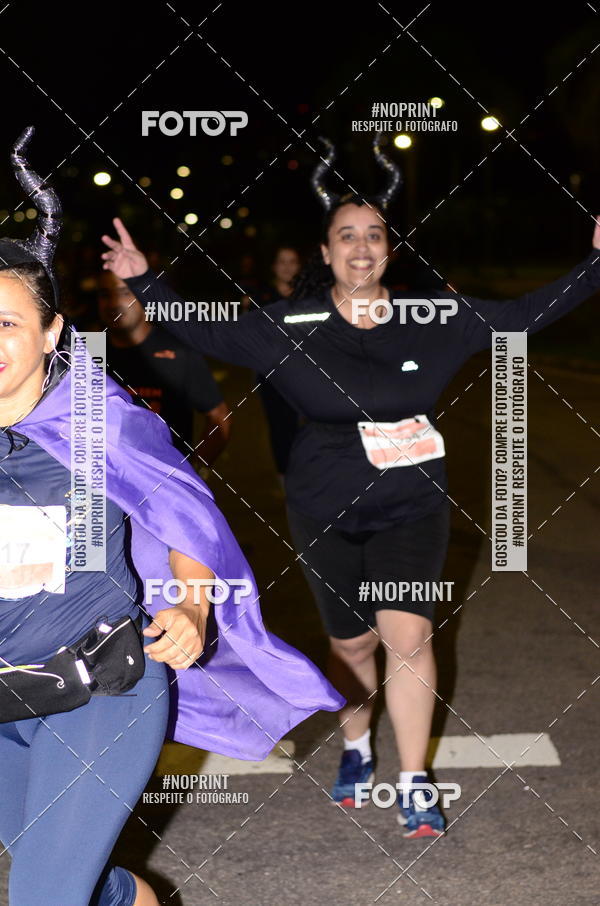 Buy your photos of the eventHalloween Run on Fotop