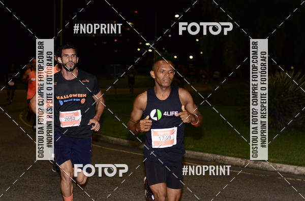 Buy your photos of the eventHalloween Run on Fotop