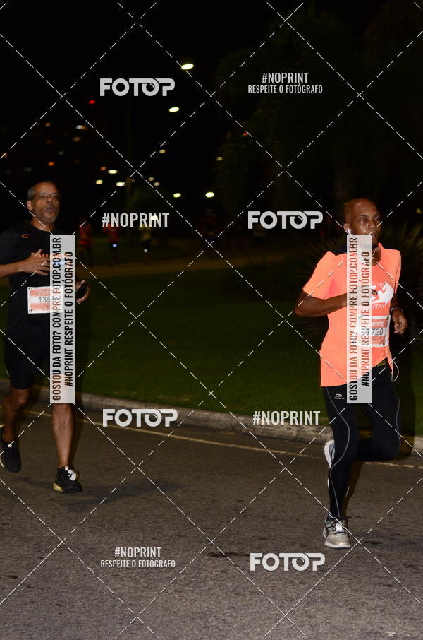 Buy your photos of the eventHalloween Run on Fotop