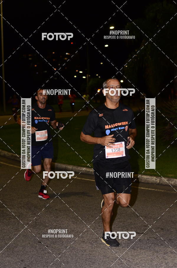 Buy your photos of the eventHalloween Run on Fotop