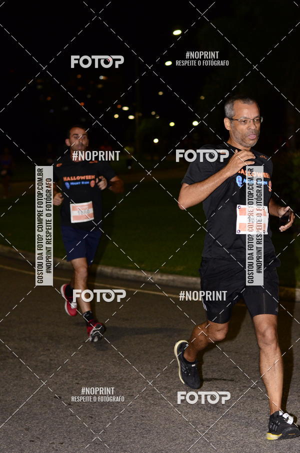 Buy your photos of the eventHalloween Run on Fotop