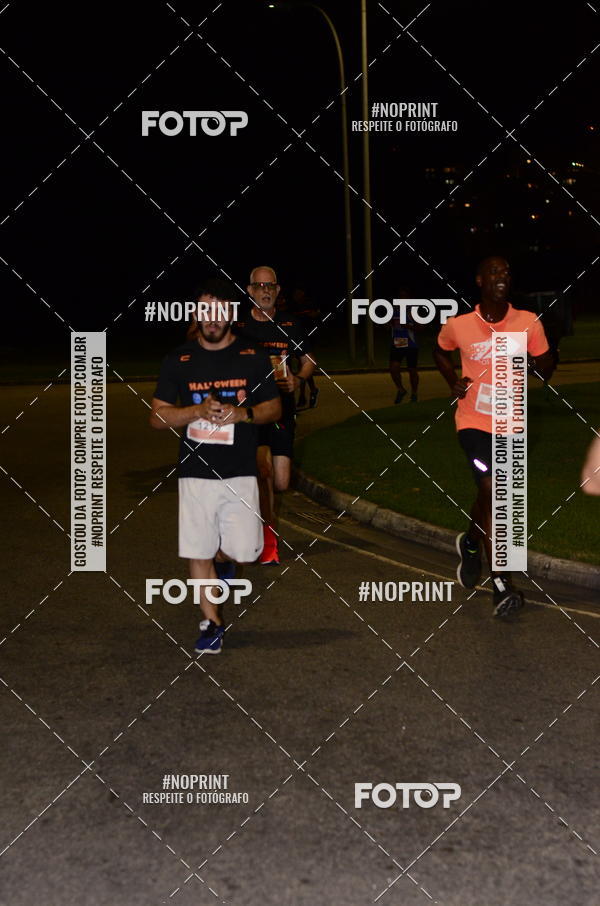 Buy your photos of the eventHalloween Run on Fotop