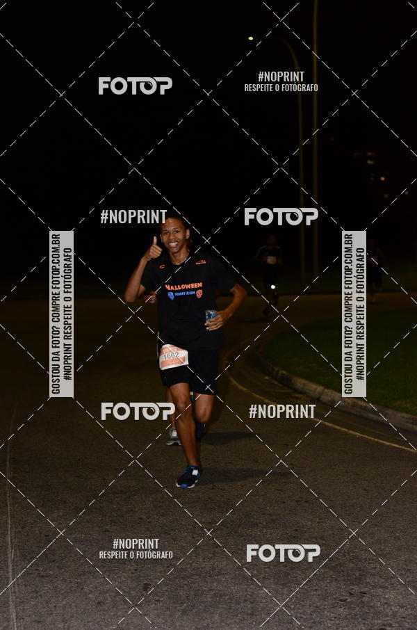 Buy your photos of the eventHalloween Run on Fotop