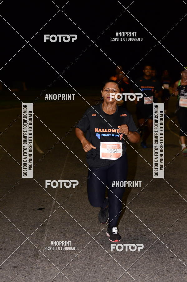 Buy your photos of the eventHalloween Run on Fotop