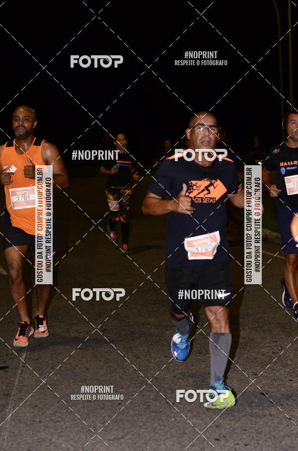 Buy your photos of the eventHalloween Run on Fotop