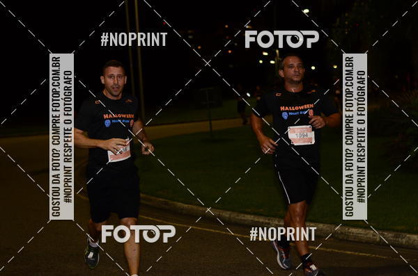 Buy your photos of the eventHalloween Run on Fotop
