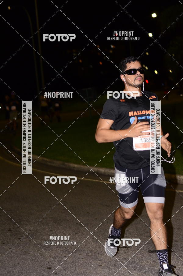 Buy your photos of the eventHalloween Run on Fotop