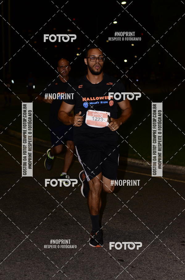 Buy your photos of the eventHalloween Run on Fotop