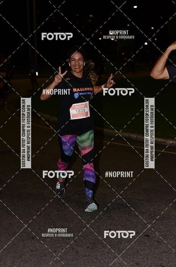 Buy your photos of the eventHalloween Run on Fotop