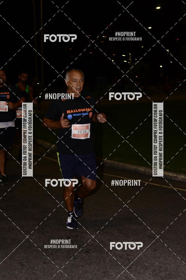 Buy your photos of the eventHalloween Run on Fotop