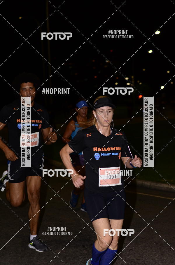 Buy your photos of the eventHalloween Run on Fotop