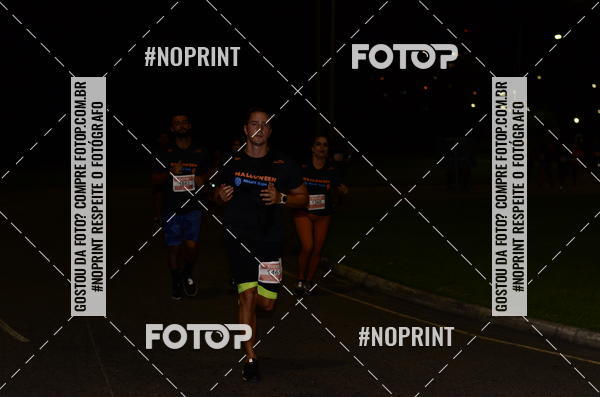 Buy your photos of the eventHalloween Run on Fotop