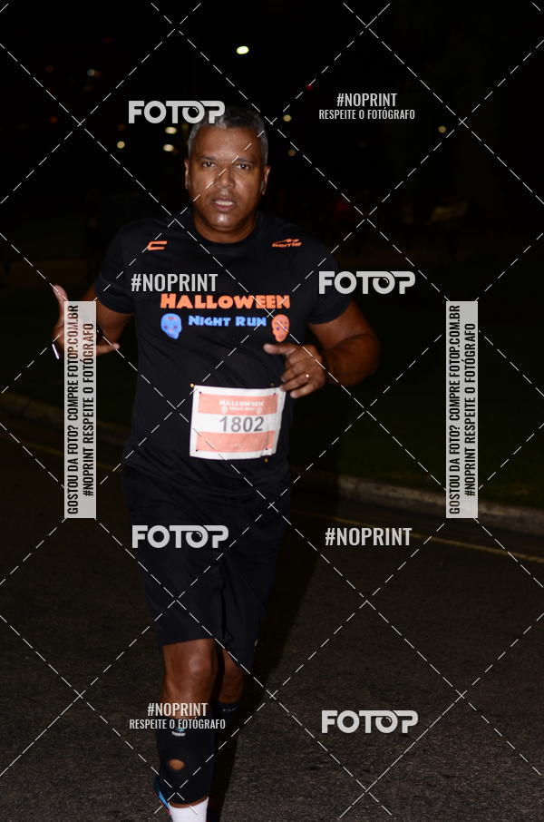 Buy your photos of the eventHalloween Run on Fotop