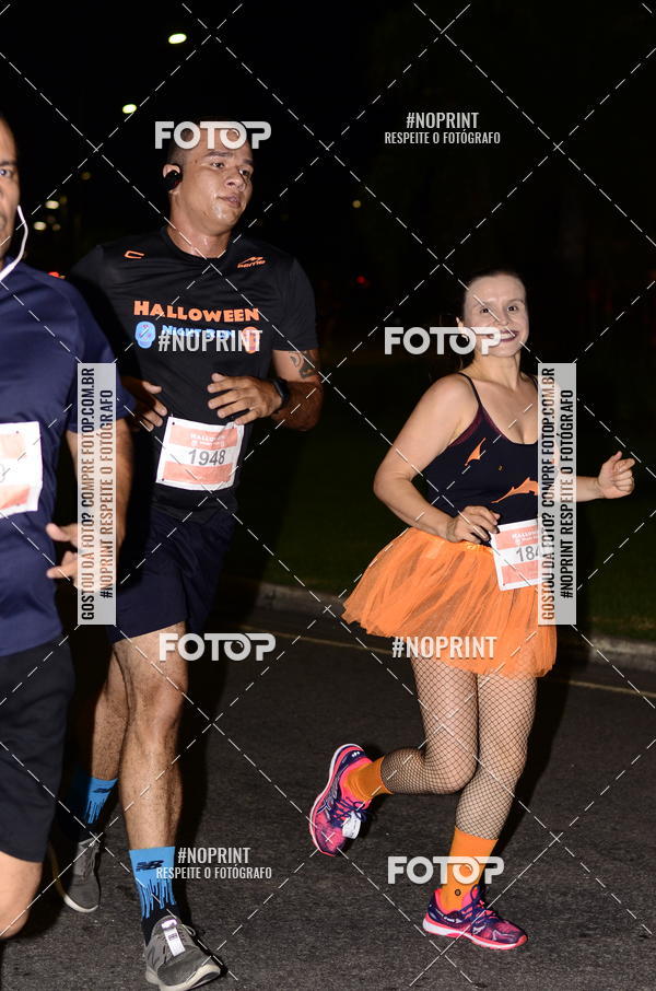 Buy your photos of the eventHalloween Run on Fotop