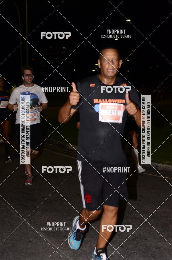 Buy your photos of the eventHalloween Run on Fotop