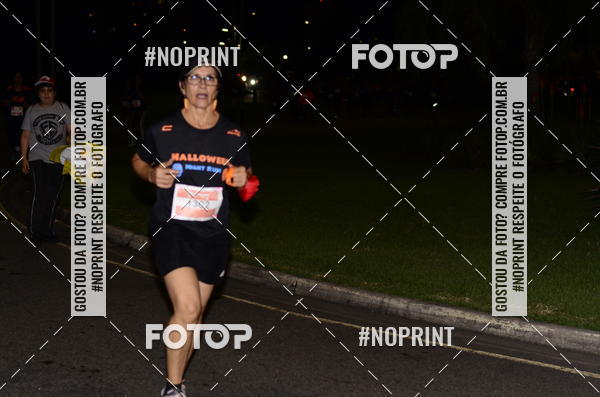 Buy your photos of the eventHalloween Run on Fotop