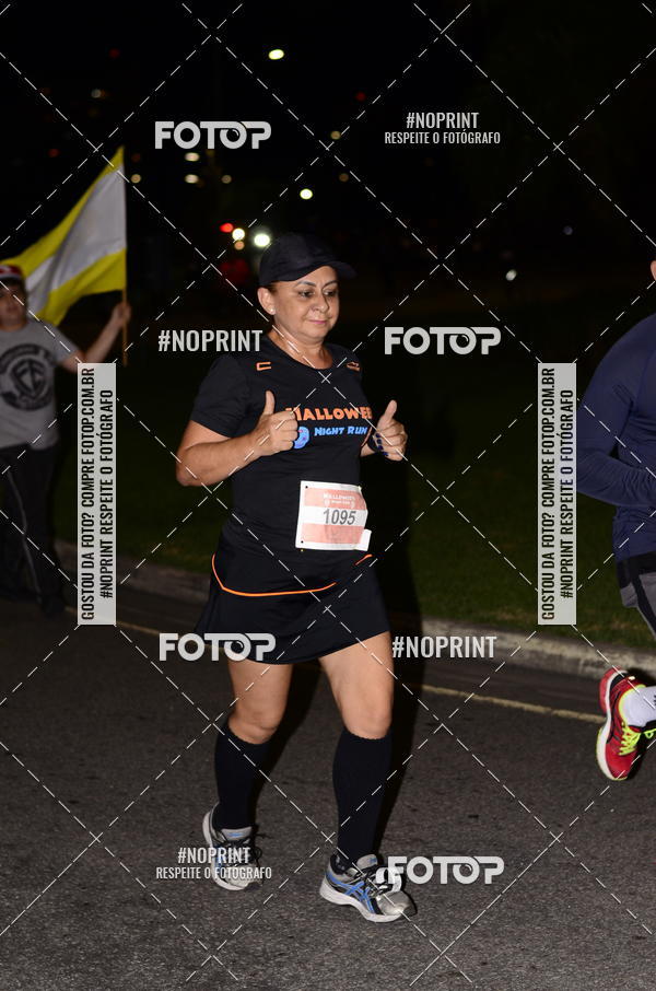 Buy your photos of the eventHalloween Run on Fotop