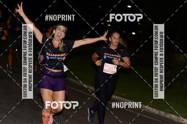 Buy your photos of the eventHalloween Run on Fotop