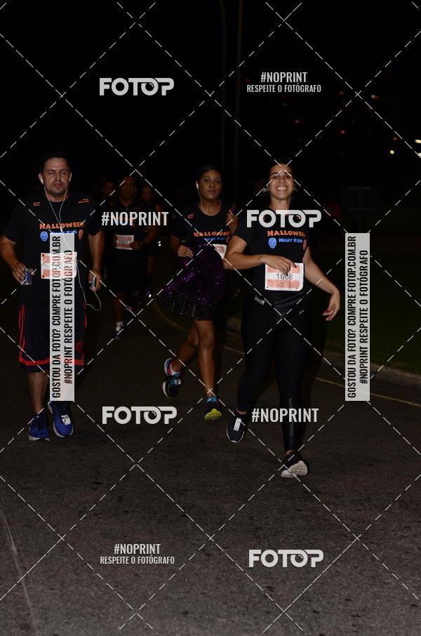 Buy your photos of the eventHalloween Run on Fotop