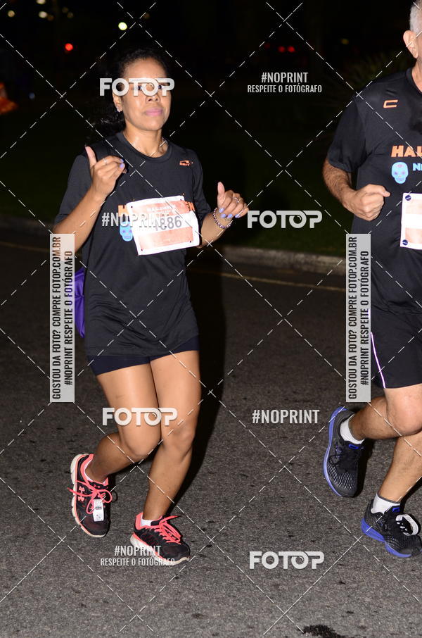 Buy your photos of the eventHalloween Run on Fotop