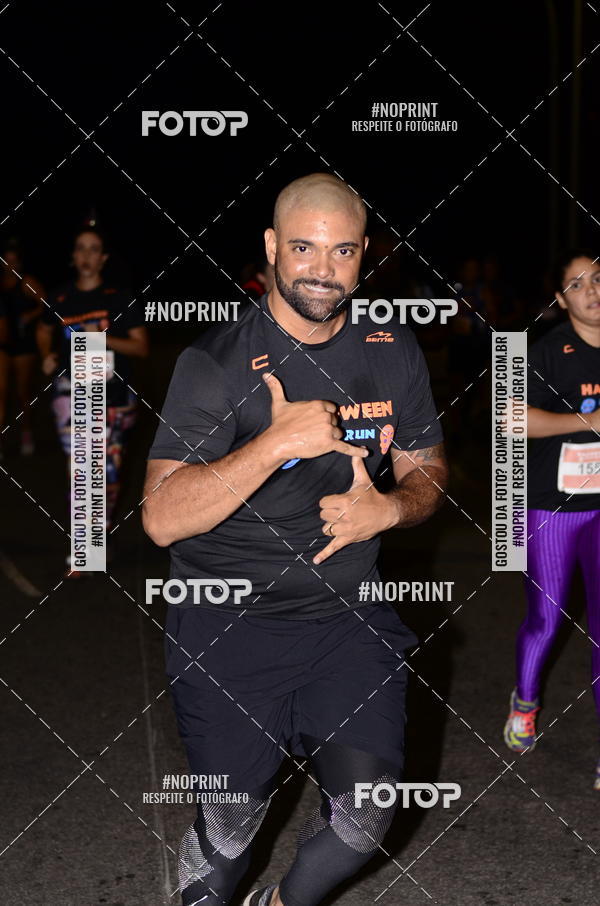 Buy your photos of the eventHalloween Run on Fotop