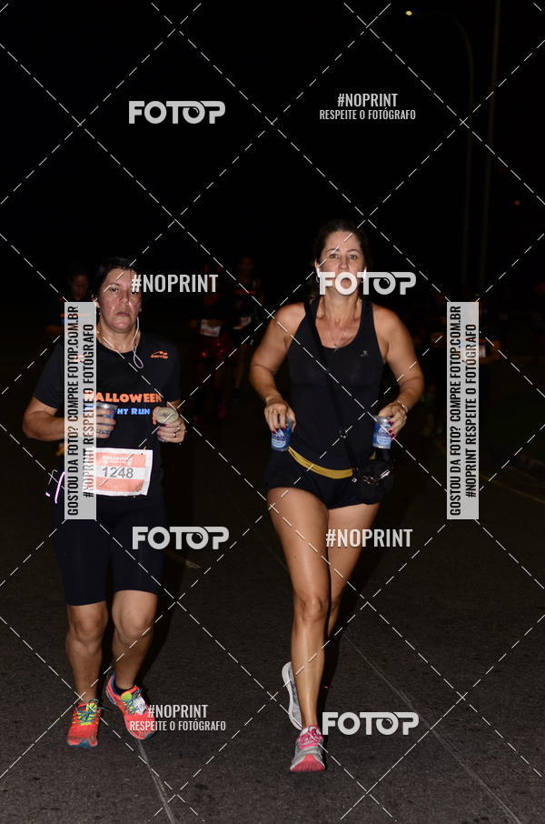 Buy your photos of the eventHalloween Run on Fotop