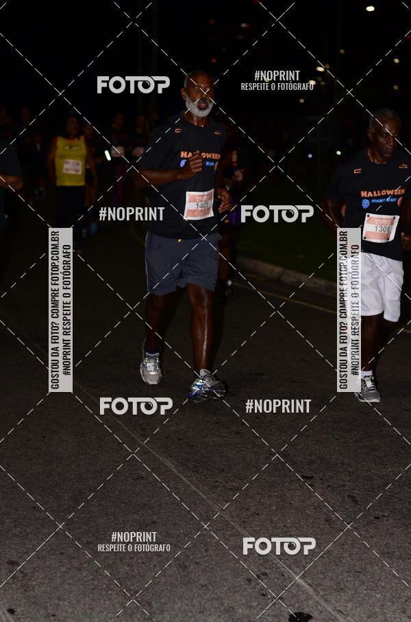 Buy your photos of the eventHalloween Run on Fotop