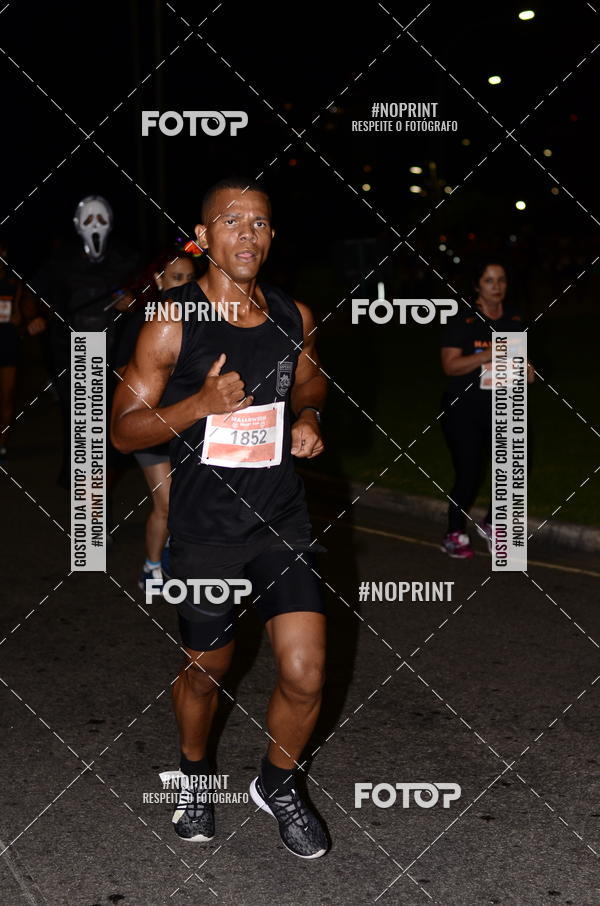 Buy your photos of the eventHalloween Run on Fotop