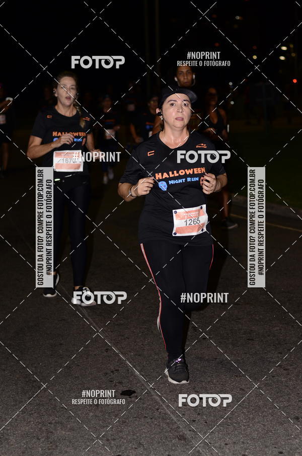 Buy your photos of the eventHalloween Run on Fotop