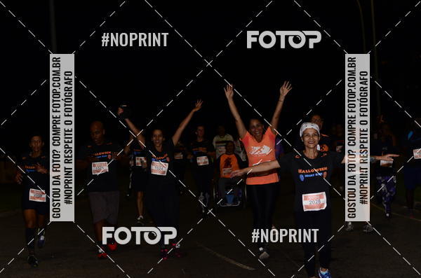 Buy your photos of the eventHalloween Run on Fotop