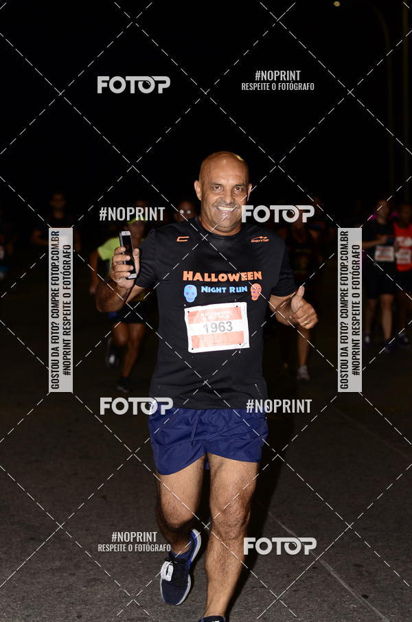 Buy your photos of the eventHalloween Run on Fotop