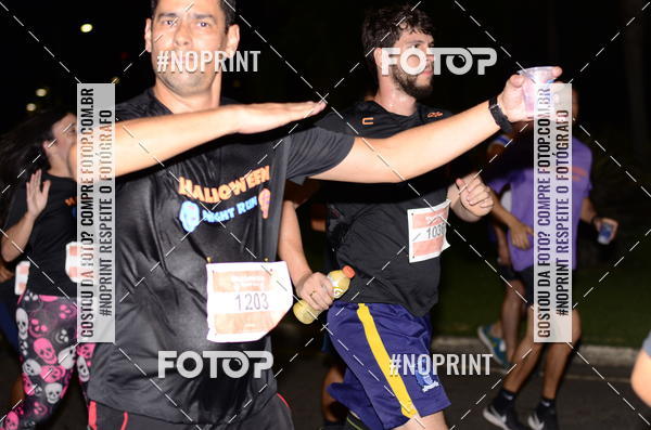 Buy your photos of the eventHalloween Run on Fotop