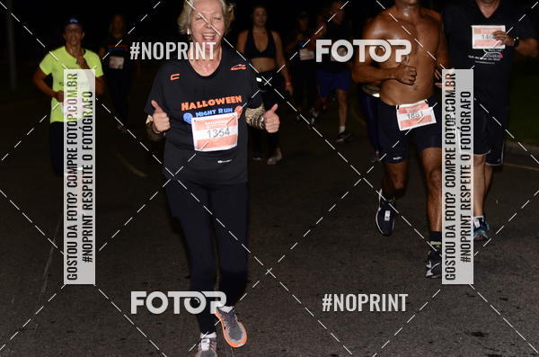 Buy your photos of the eventHalloween Run on Fotop