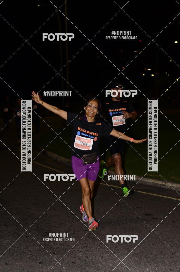 Buy your photos of the eventHalloween Run on Fotop