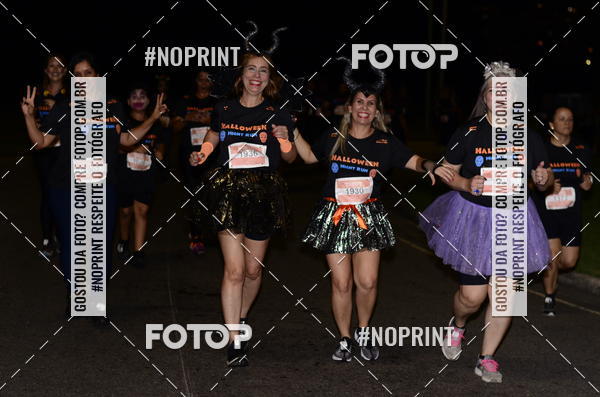 Buy your photos of the eventHalloween Run on Fotop