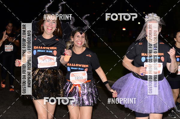 Buy your photos of the eventHalloween Run on Fotop