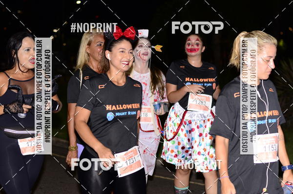 Buy your photos of the eventHalloween Run on Fotop