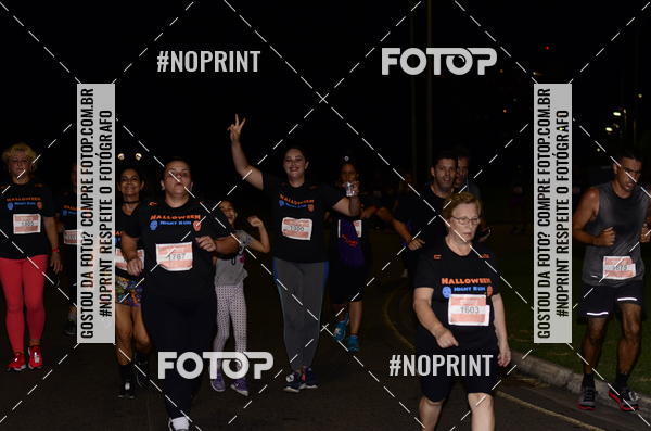 Buy your photos of the eventHalloween Run on Fotop