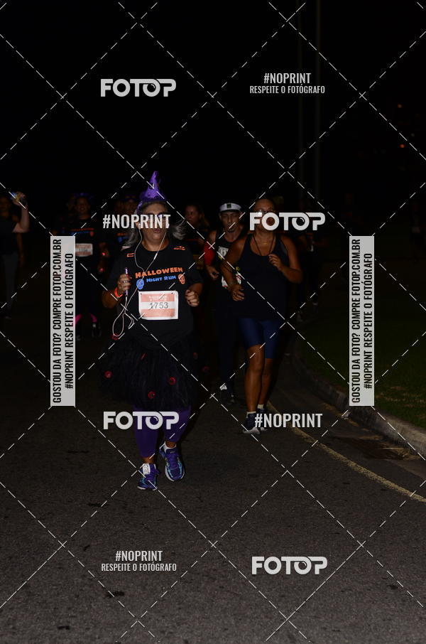 Buy your photos of the eventHalloween Run on Fotop