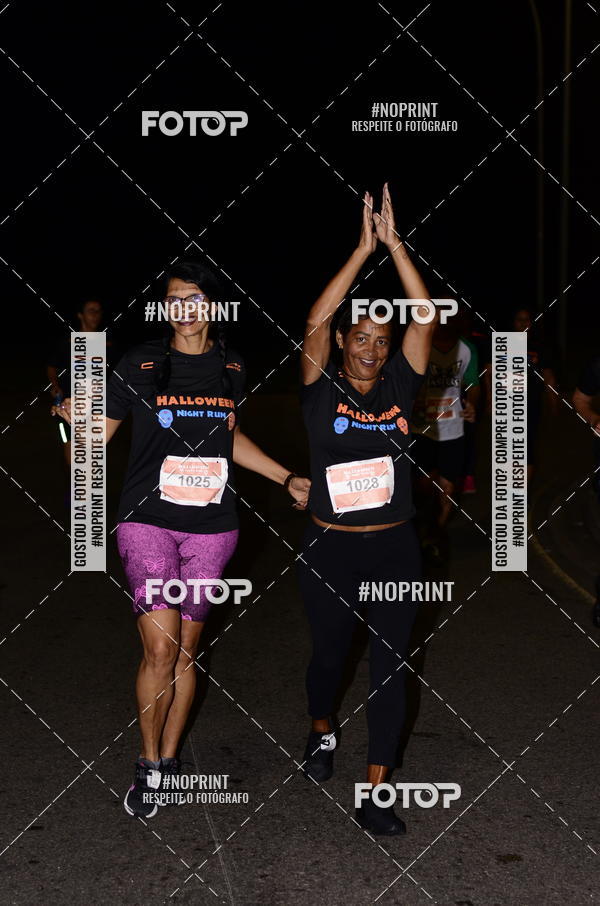 Buy your photos of the eventHalloween Run on Fotop