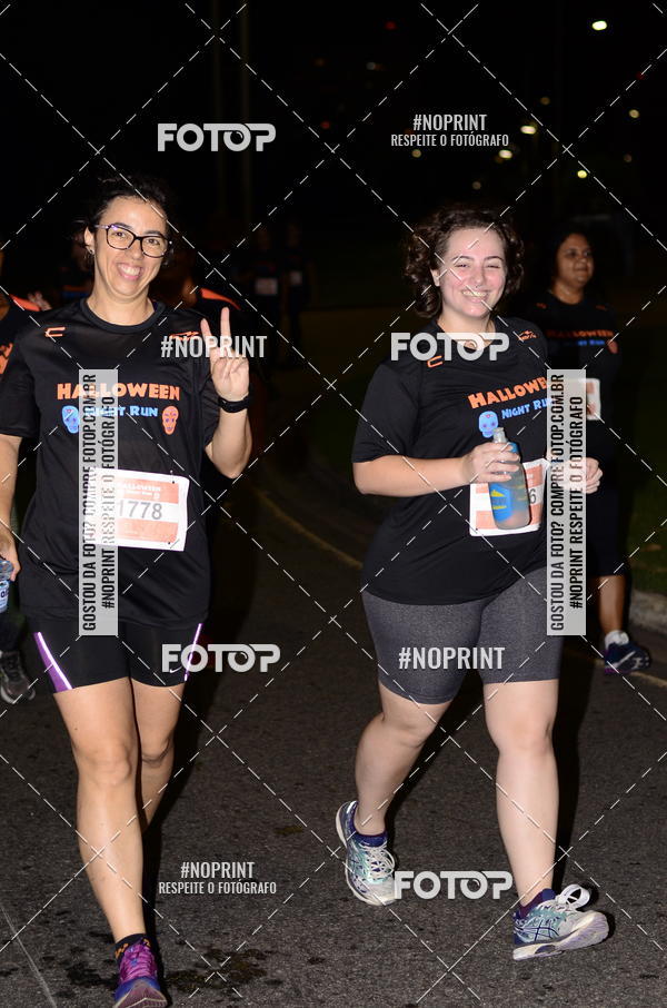 Buy your photos of the eventHalloween Run on Fotop