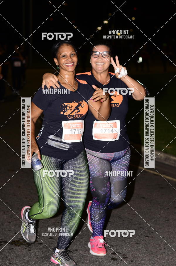 Buy your photos of the eventHalloween Run on Fotop