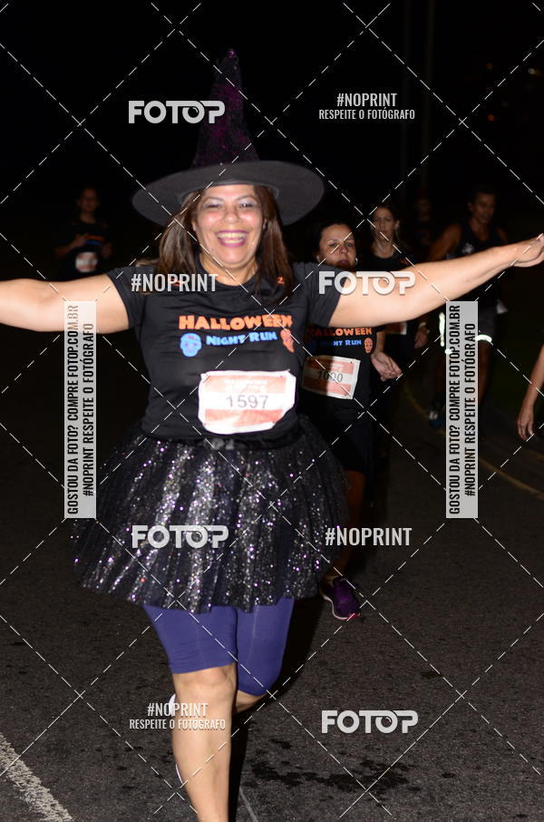 Buy your photos of the eventHalloween Run on Fotop