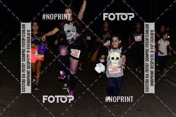 Buy your photos of the eventHalloween Run on Fotop