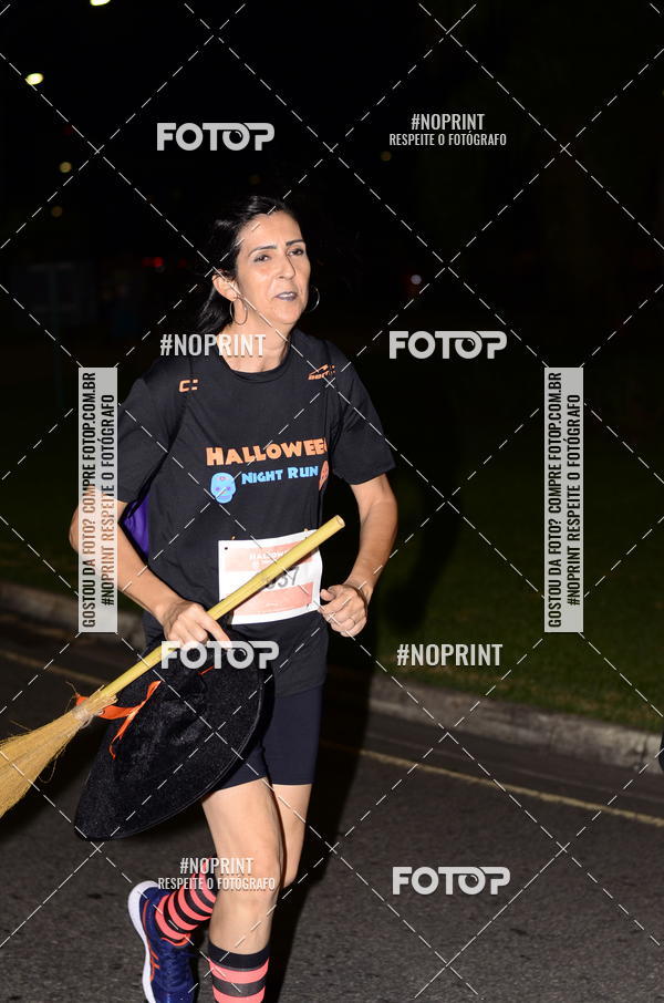 Buy your photos of the eventHalloween Run on Fotop